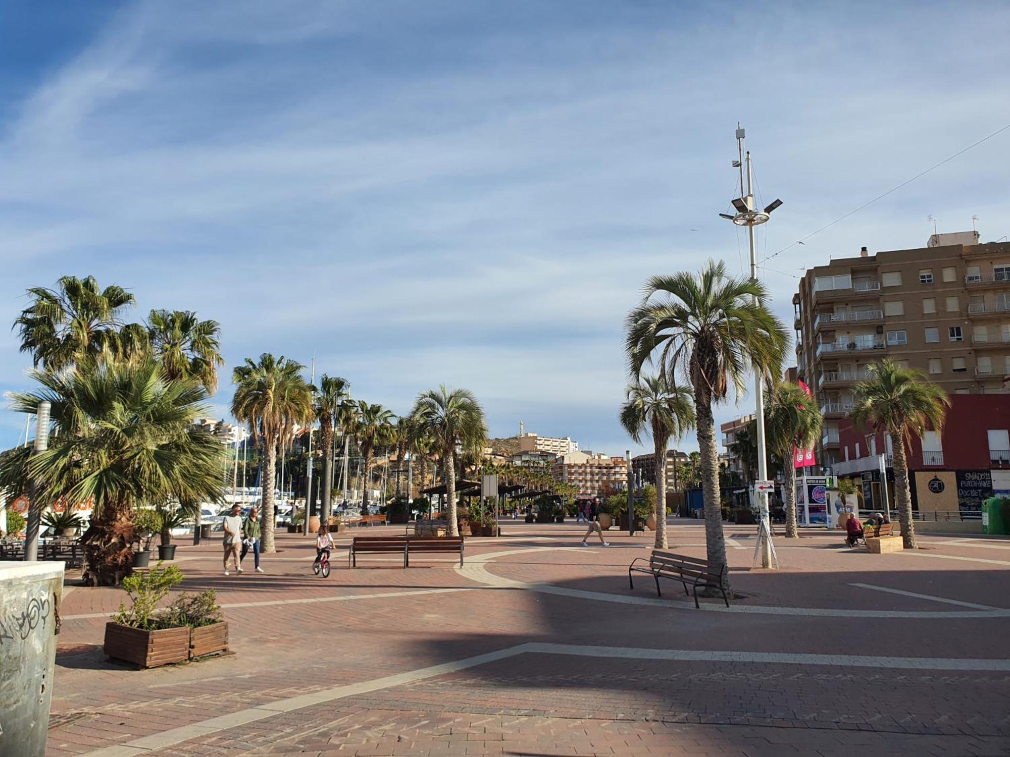 Adorable Apartamento En La Playa Puerto de Mazarron Luaran gambar